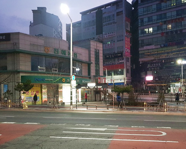 석동 롯데마트 가기 전 농협 앞 정류소 탑승위치